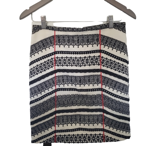 Anthropologie Tabitha black & white pattern skirt straight skirt mini office 2 - Picture 3 of 8
